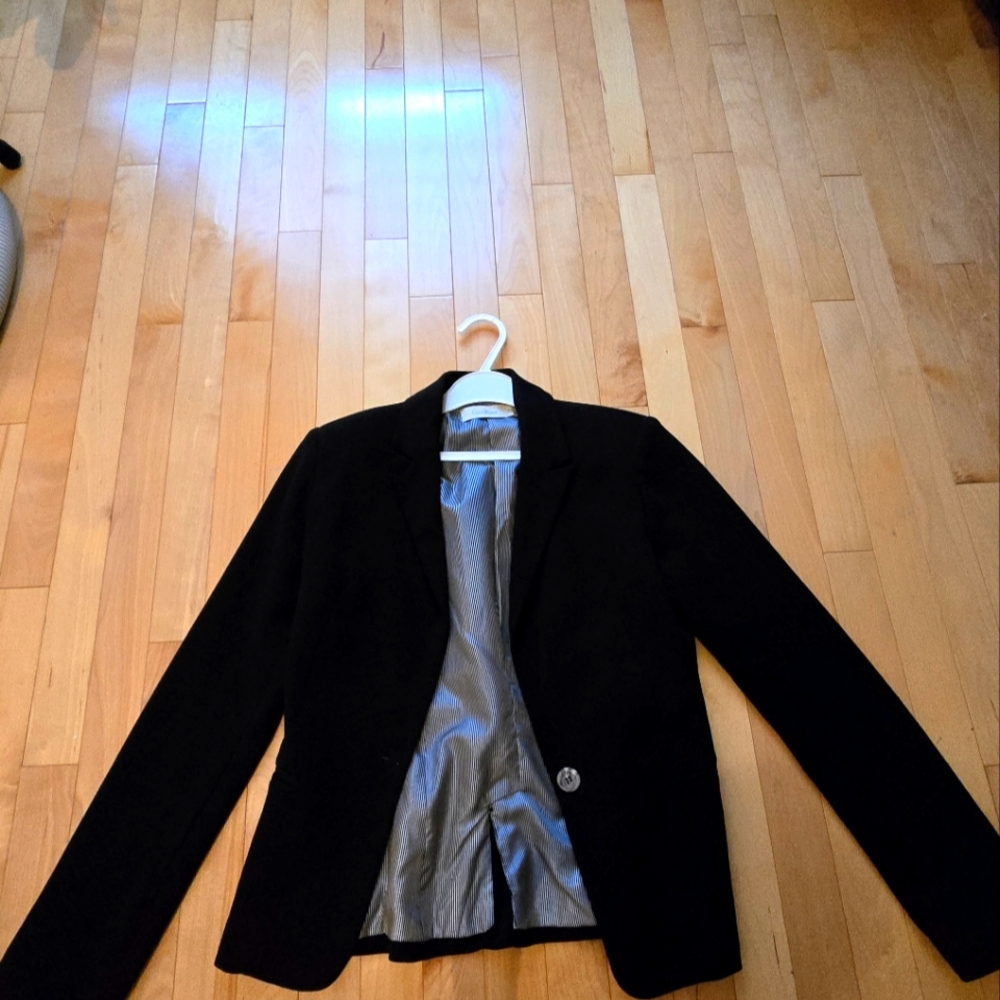 Costa Blanca Black Blazer with Striped Lining